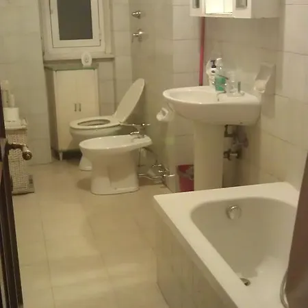 Via Tolstoi Kwatera prywatna *